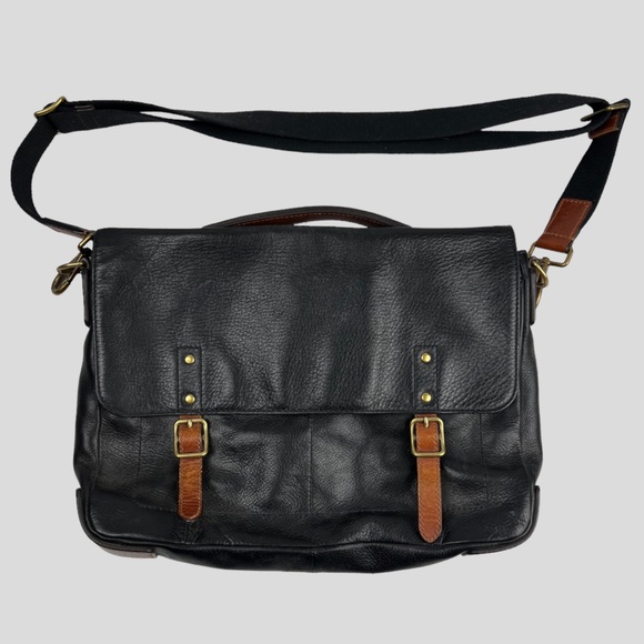 Fossil Other - Fossil Men’s Defender Messenger Black Bag